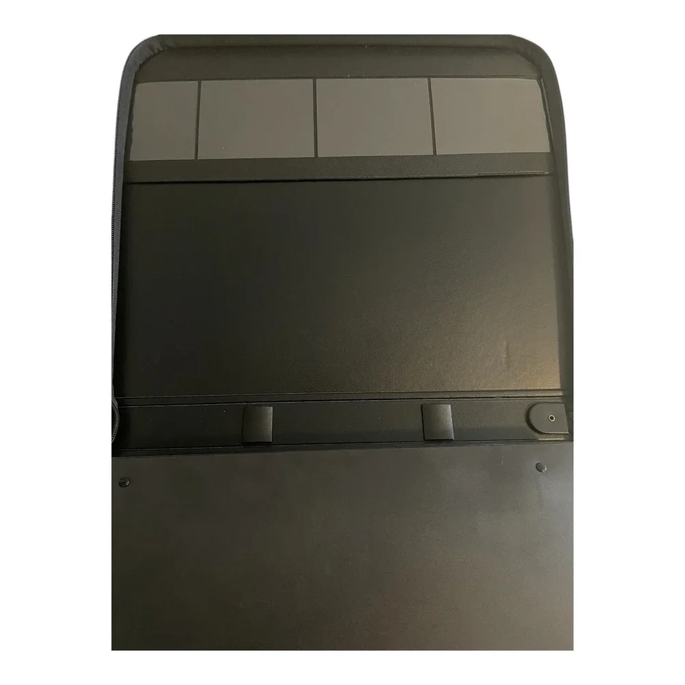 PRAT‎ Mera 300 Presentation Case Portfolio 17x14 With 10 Sheet Protectors